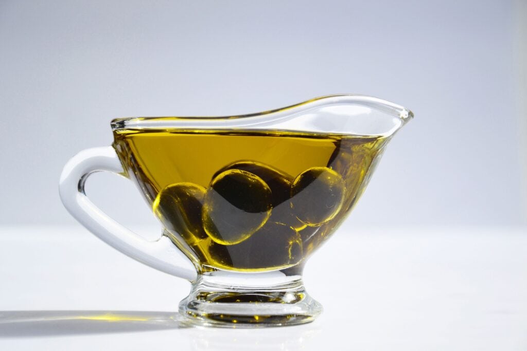 The Ultimate Guide: Buying the Best Olive Oil (Test & Winners)